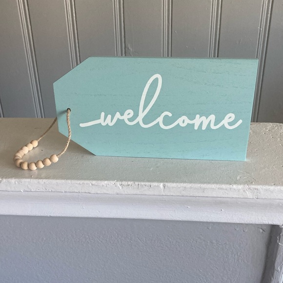 Beautiful Wooden WELCOME Decor Tag Shaped Sign with Beaded Hanger - Picture 5 of 15